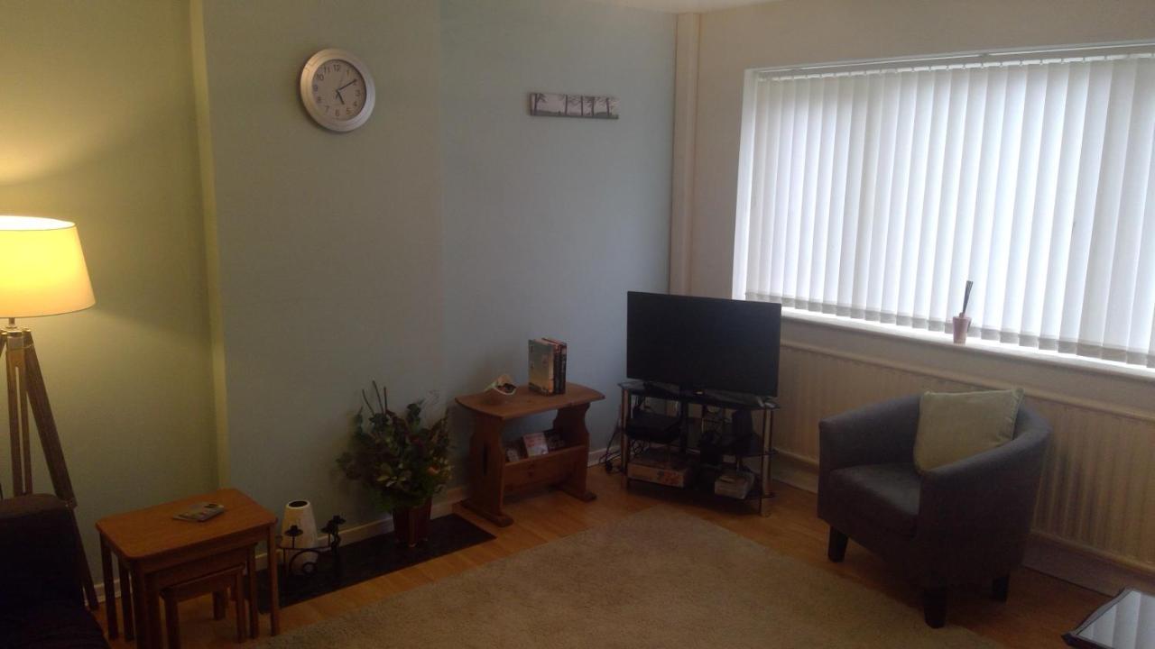 Delightful House With Big Ambitions Apartment Leigh  Ngoại thất bức ảnh